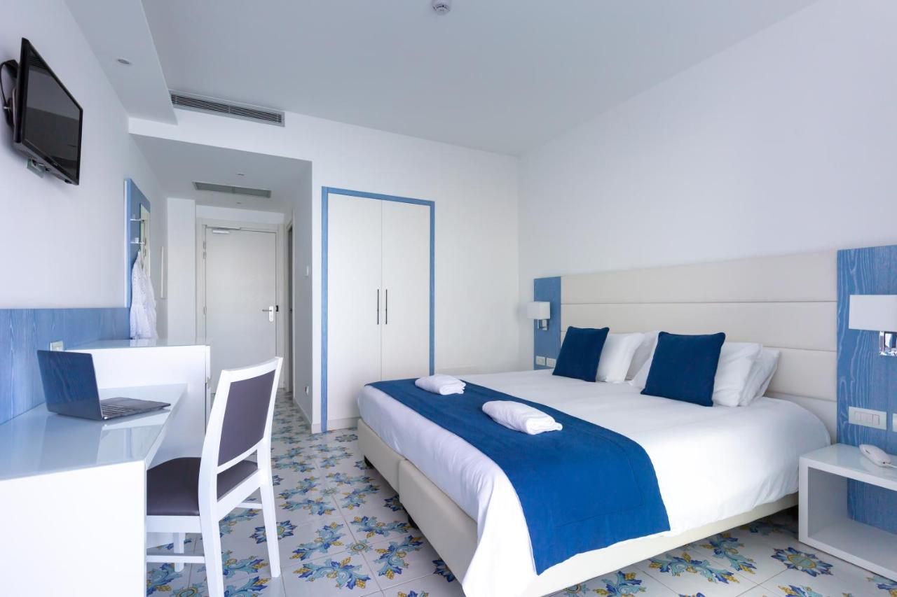 Giosue' A Mare Sorrento Hotel Meta