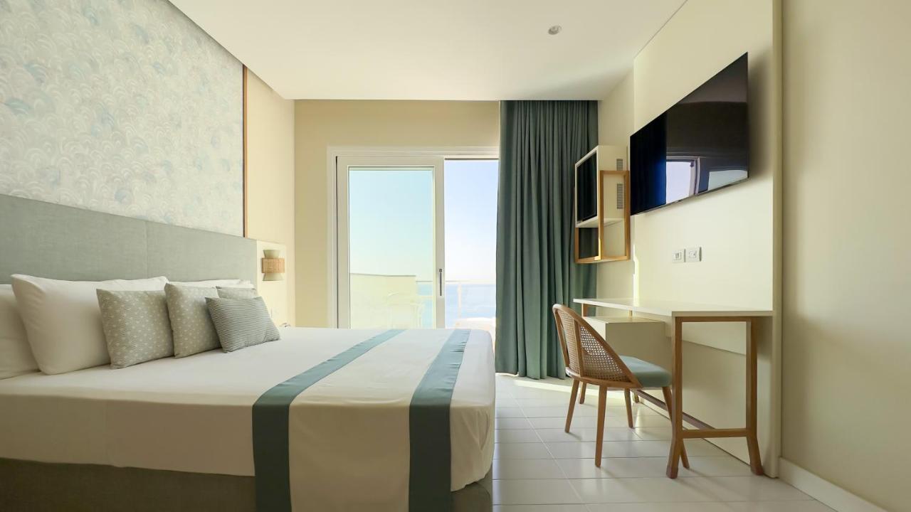 Giosue' A Mare Sorrento Hotel 4*