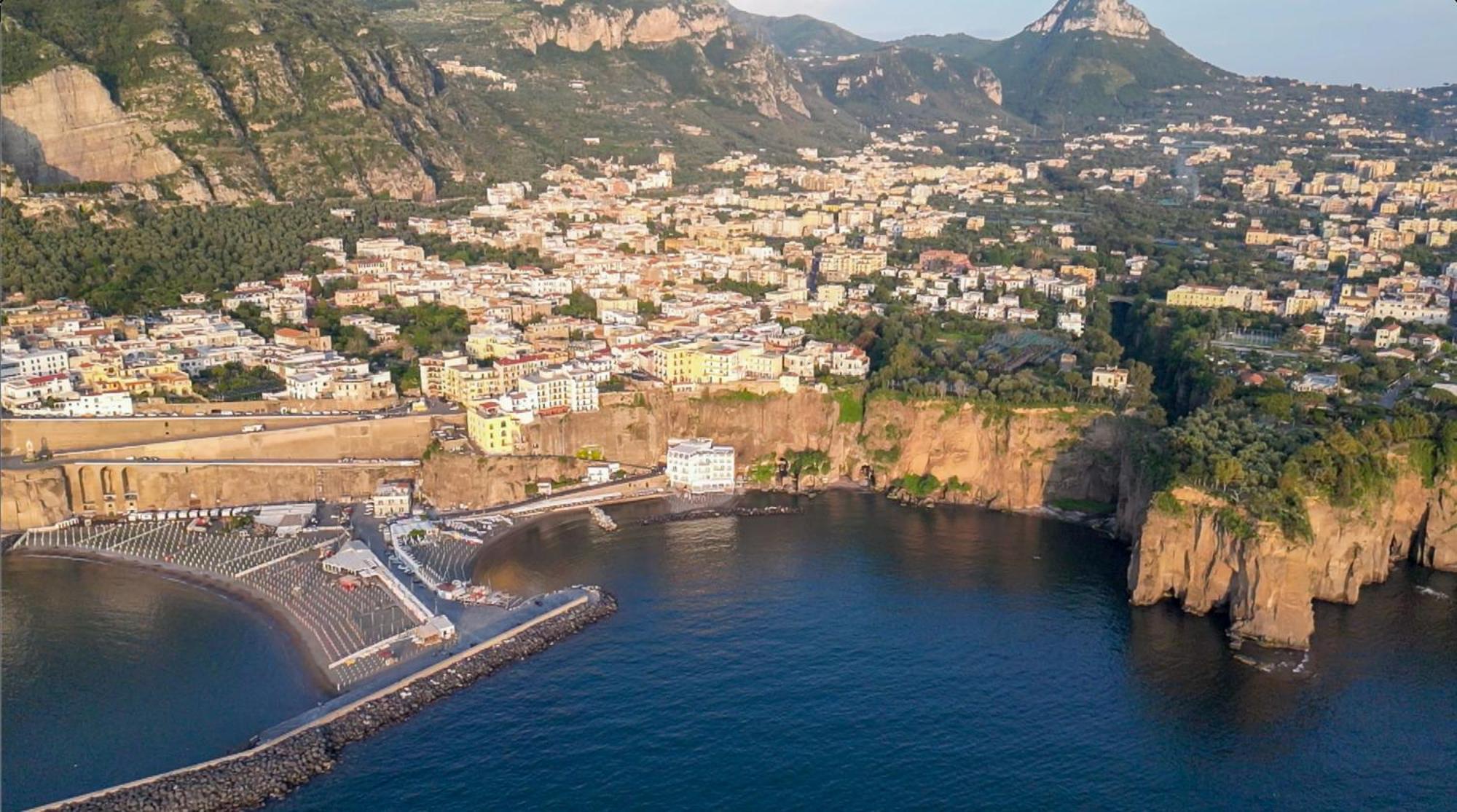 Giosue' A Mare Sorrento Hotel Meta