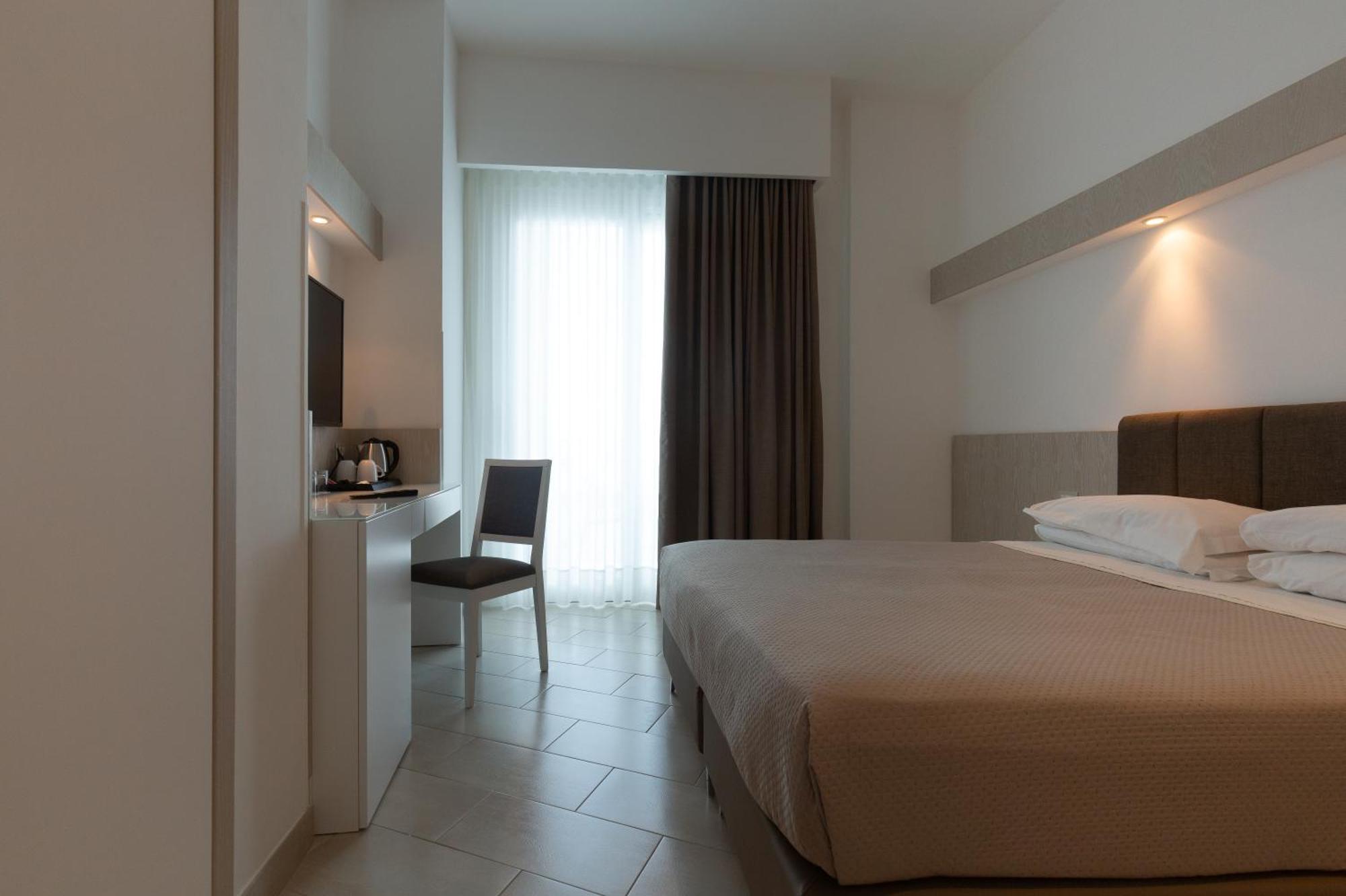 Giosue' A Mare Sorrento Hotel Meta